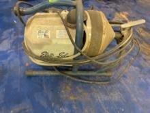 Electric Eel sink machine