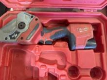 Milwaukee pvc pipe shear in case