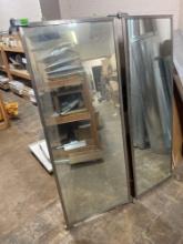 Folding mirror Measurements in photos