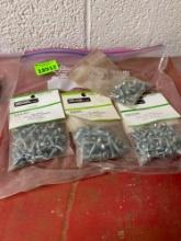 Screws sizes in photos