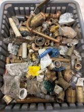 Mixed lot of copper/brass fittings