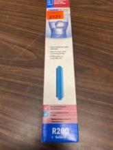 Refrigerator/icemaker water filter
