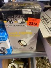 Track lighting fixture