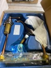 Two handle widespread faucet