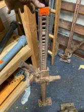 High lift jack