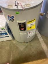 Bradford white 38 gallon Electric water heater Must bring help to load