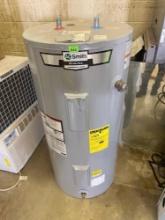 A.O. Smith 50 gallon Electric water heater Must bring help to load