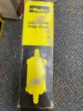 Liquid line filter dryer