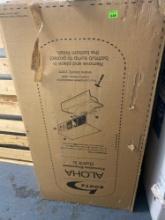 Aloha Porcelain enameled bathtub Must bring help to load