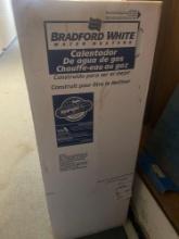 Bradford white Natural gas water heater Must bring help to load
