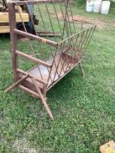 Hay feeder Must bring help to load