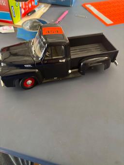 1953 Ford F100, metal, missing the driver side rear tire