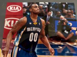Basketball signed photos Dante Cunningham, Luke Ridenhour, Logan Hazareno, Darrel Arthur
