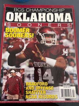 Sports illustrated January 8, 2001 edition featuring an Oklahoma University player Quentin Griffin