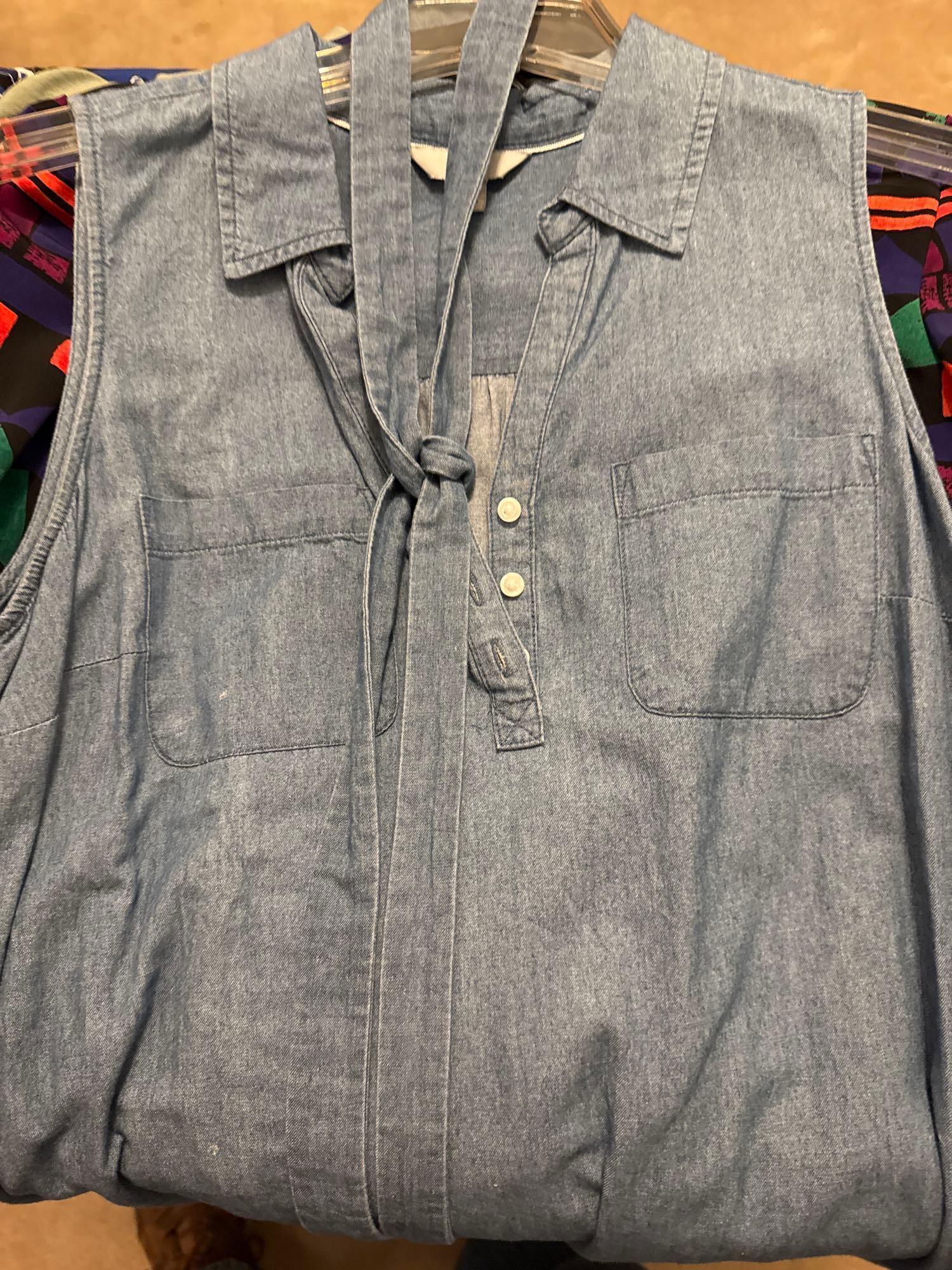 Pants blouses see photos for sizes