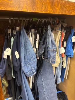 Womens pants and jeans size 8p-10p
