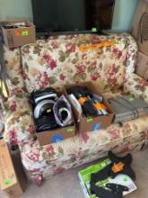 Twin hide a bed love seat couch (couch only) must bring help to load
