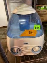 Vicks humidifier machine