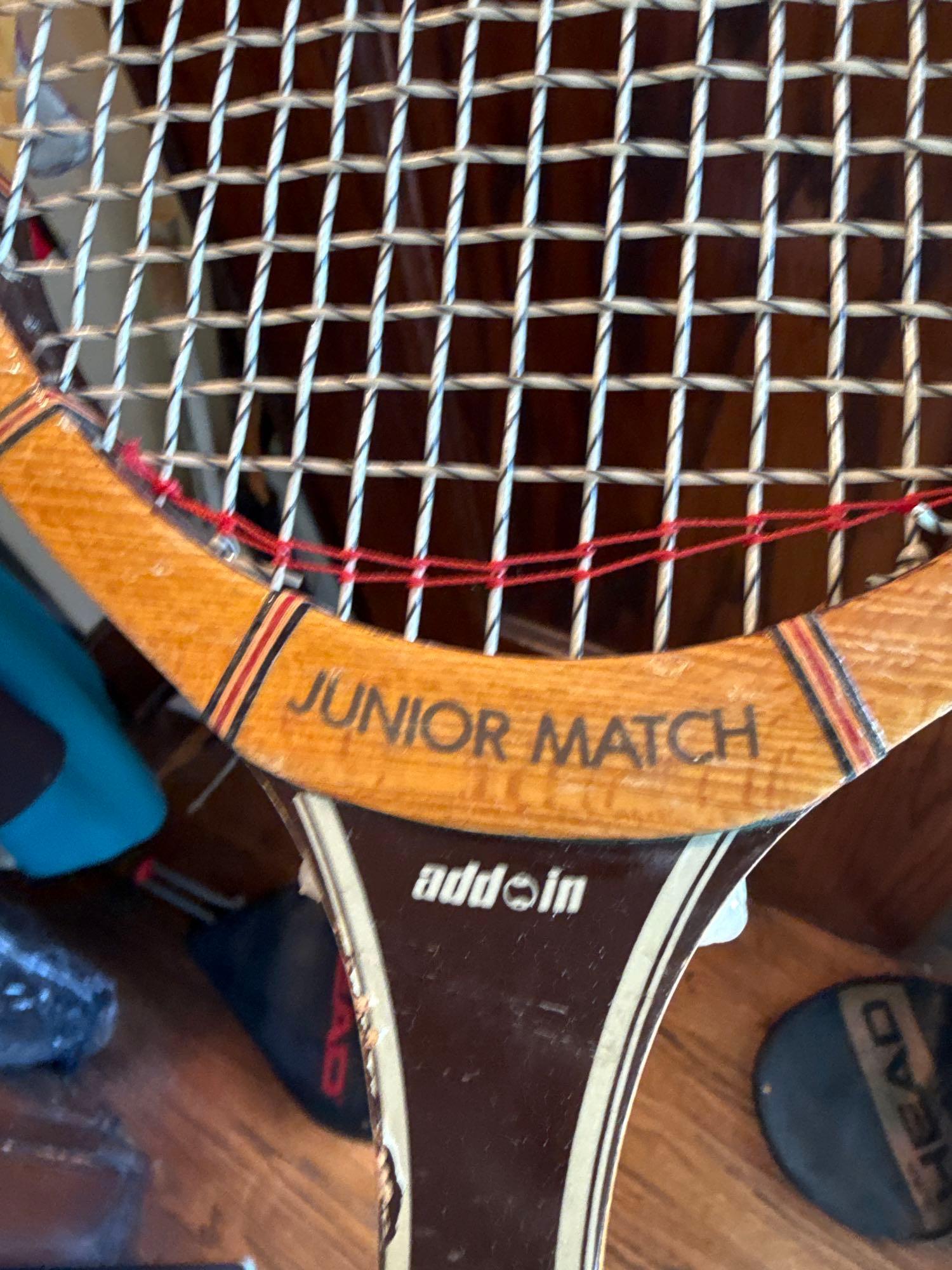 5 Tennis rackets, paddle racket, covers