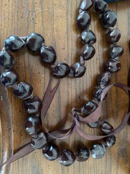 Hawaiian Kukui nut lei