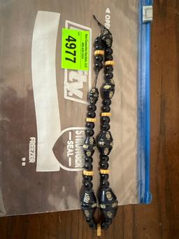 Bead necklace, needs restrung clasp