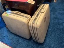 2 Samsonite luggage