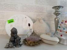 Decorative figurines