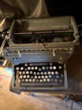 Fold out table 18 x 16 inches 27 inches heand vintage typewriter