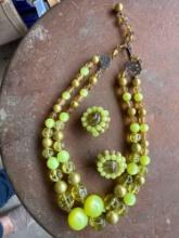 Vintage necklace and matching clip on earring