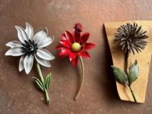 3 Vintage flower pins