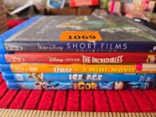 5 Assorted Children's Blu-Ray Disc Movies. All one Money.