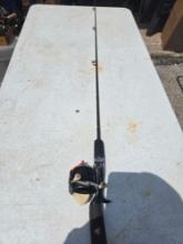 Zebco 202 Fishing Reel with Rod. Sports, Outdoor Recreation.