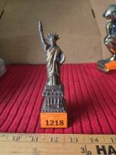 Vintage Metal Statue of Liberty Figurine.