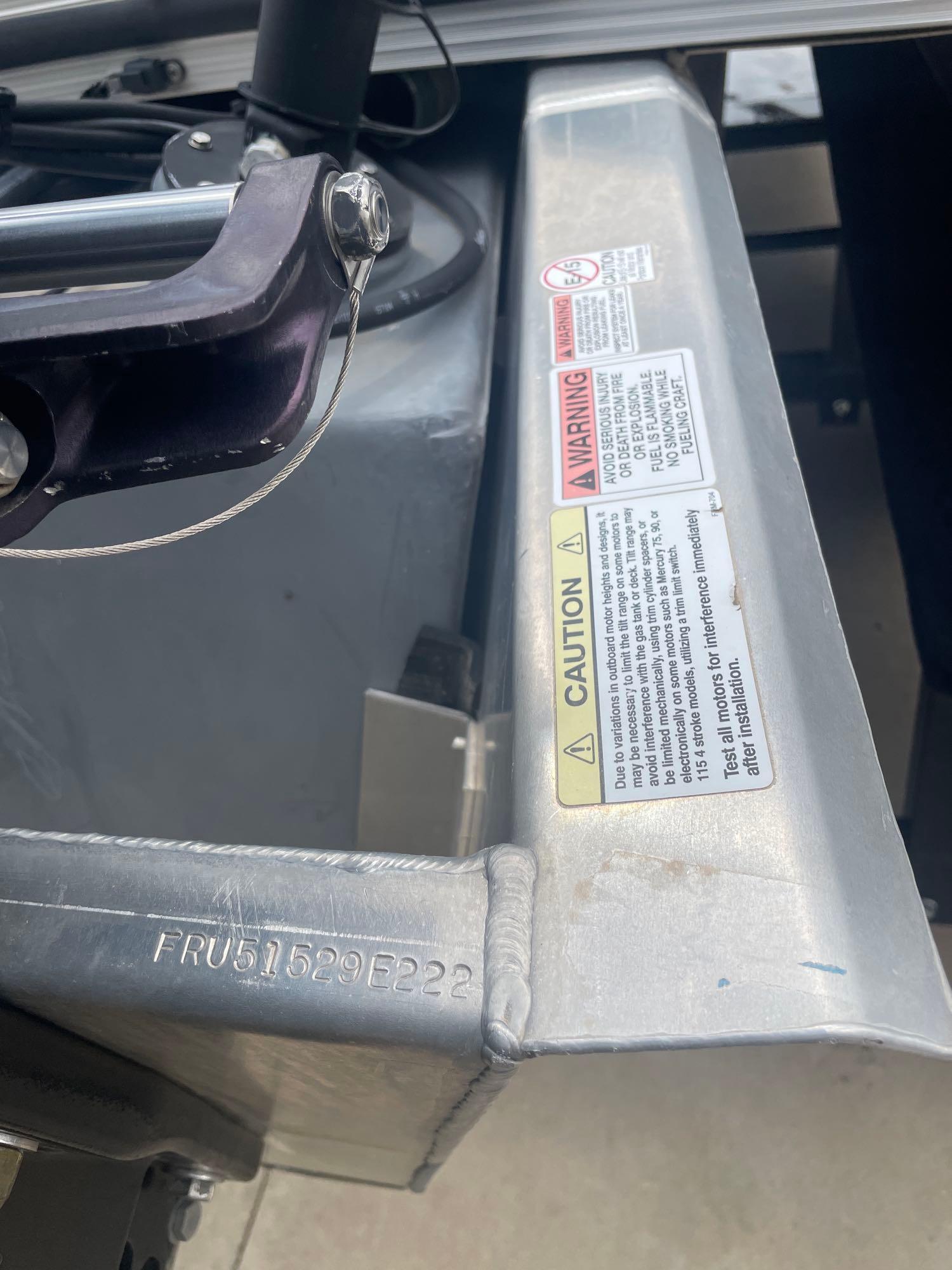 2023 Trifecta 24ft Tritoon 24UL LE boat with 200 Hp mercury