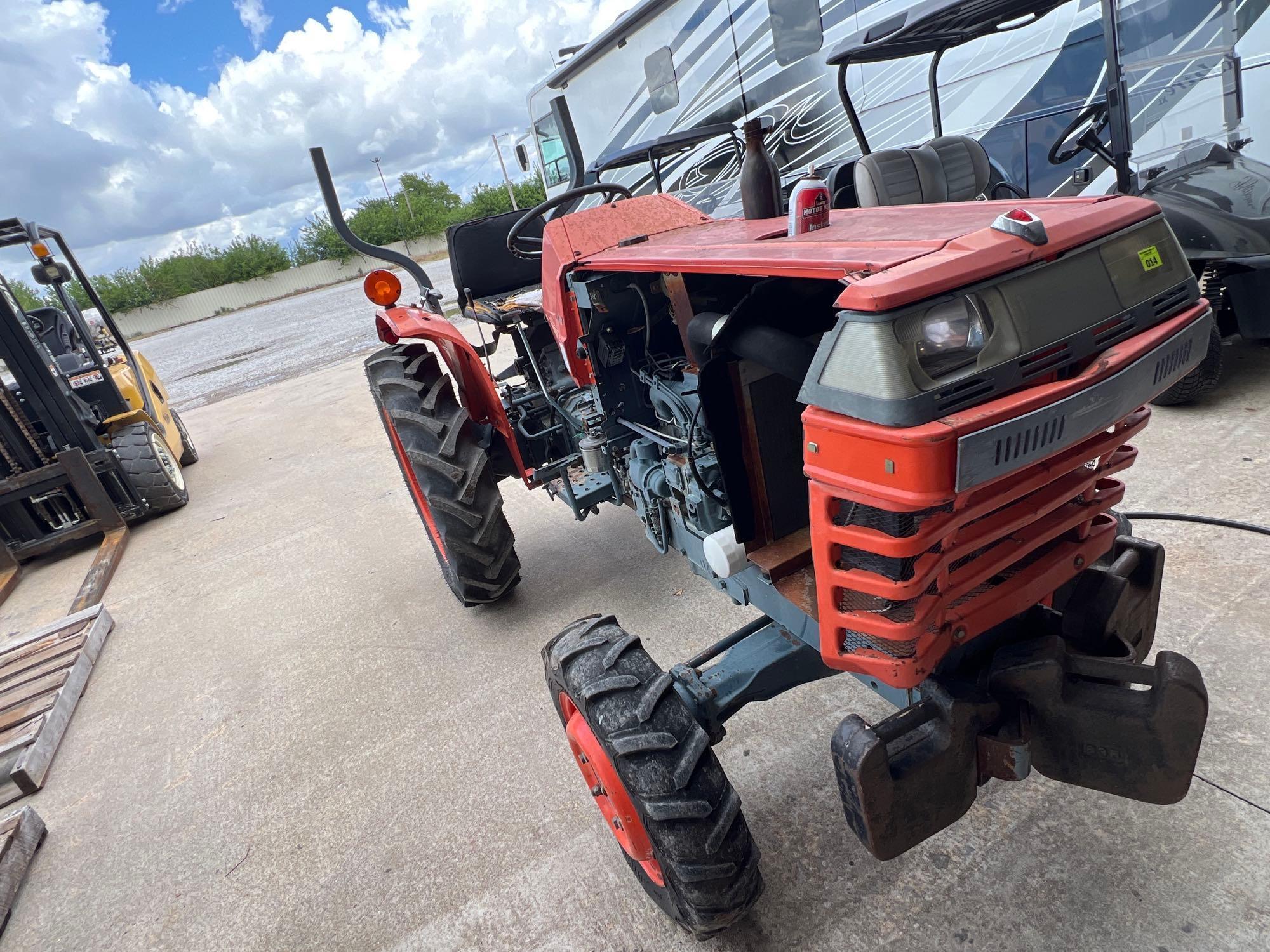 Kubota L2350 4x4