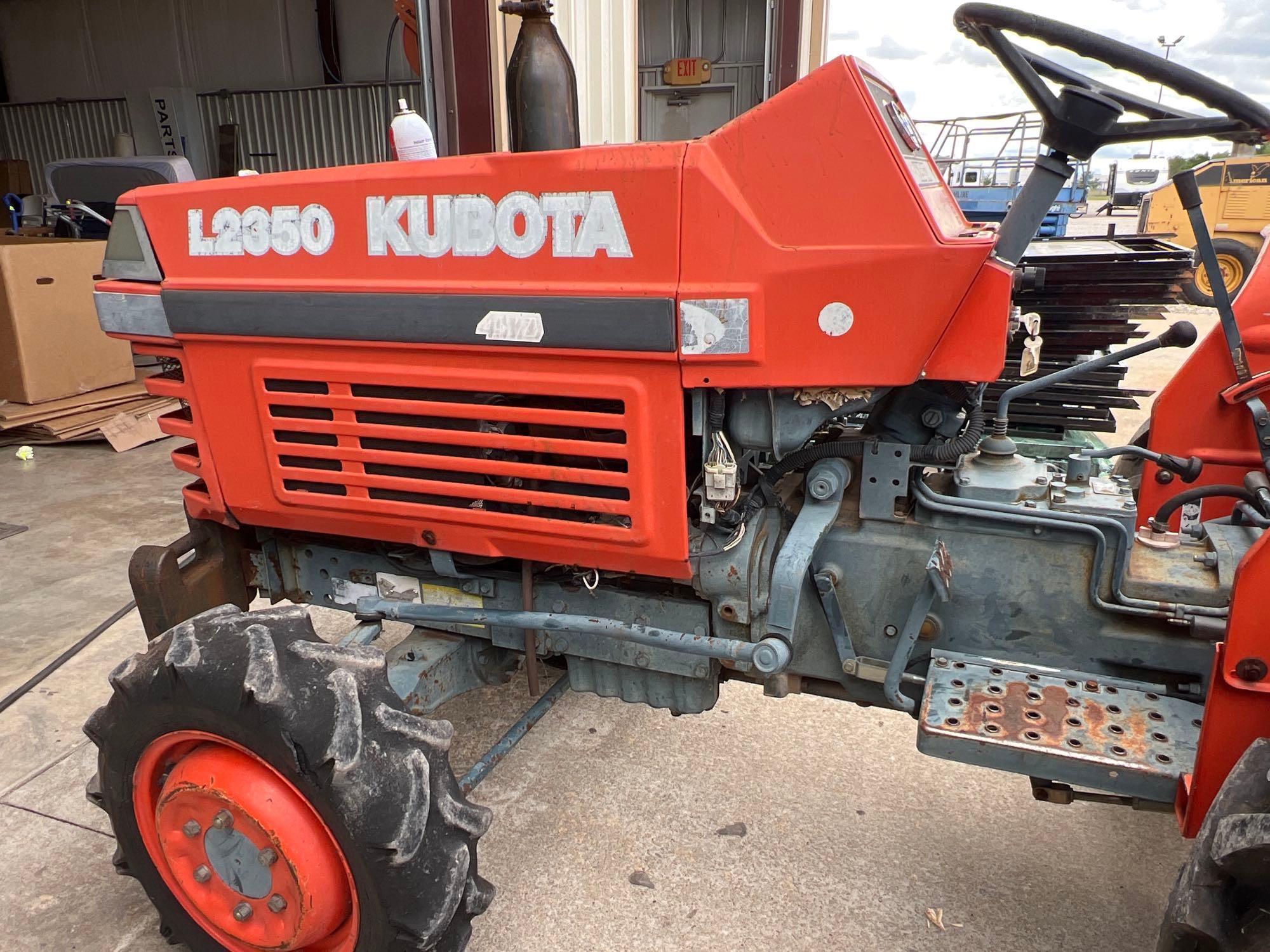 Kubota L2350 4x4
