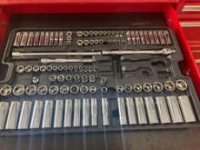 ratchet handles; sockets