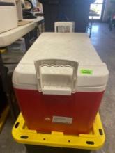 Igloo island breeze cooler