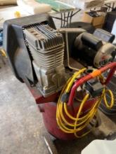 Upright air compressor