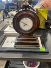 wall decor; clock