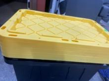 2 storage tubs; 5 lids