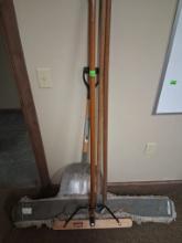 push broom; shovel