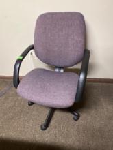 rolling swivel office chair