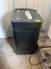 pen gear paper shredder