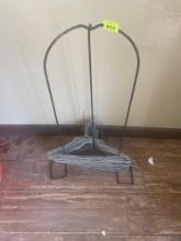 hanger rack; wire hangers