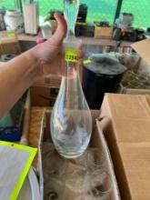 Wine decanter and 6 wine glasses