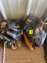 Baseball gloves