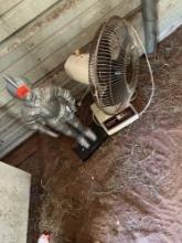 1 fan and a metal knight figuring Measurement in photos