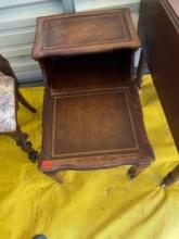 Antique 2 Tier end table