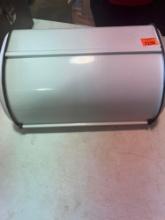 Metal bread box
